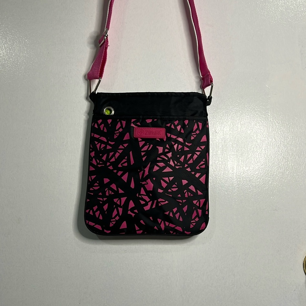 Bundle Zumba Crossbody Bag & Zumba Control…